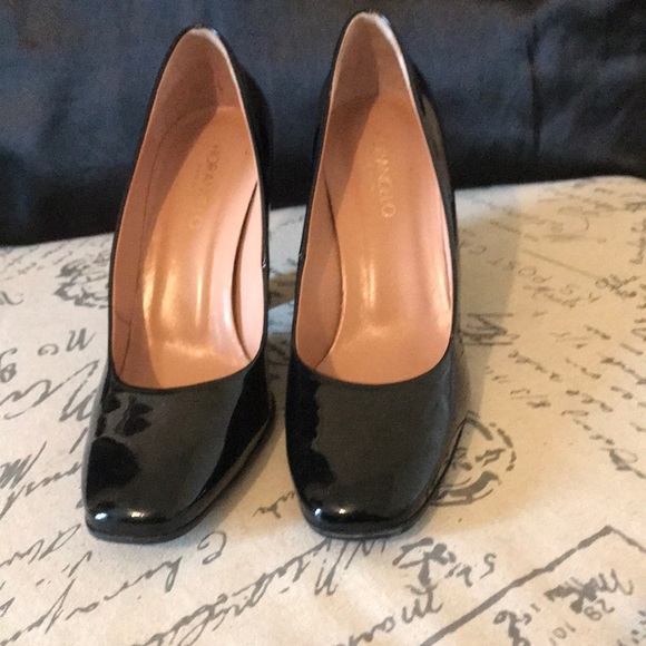 Accessories - Picture 2 of 5